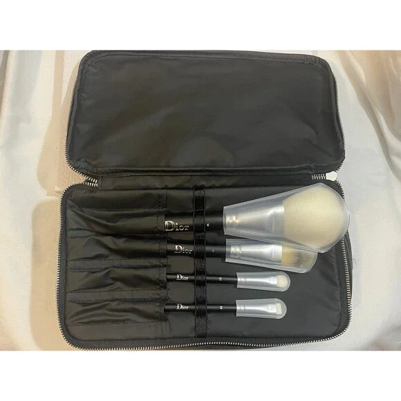 Dior Makeup Brush Set with black Vanity/ pouch - Picture 4 of 5